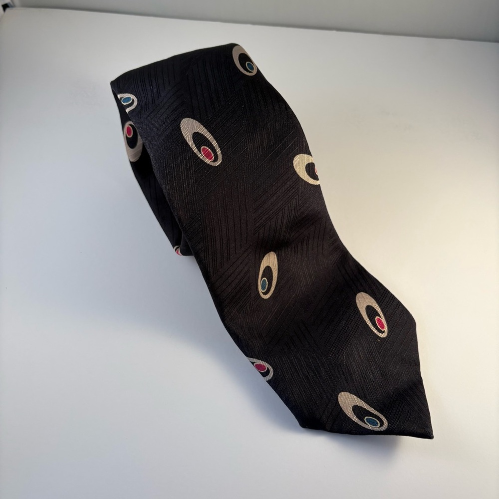 Guy Laroche Paris Black Silk Tie Geometric‎ Ovals Made in USA 58” X 3.25”